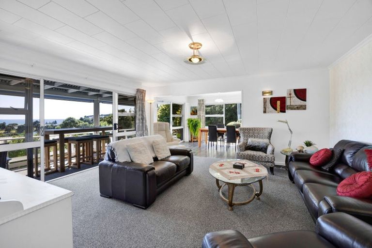 Photo of property in 31 Whakapaki Street, Urenui, 4375