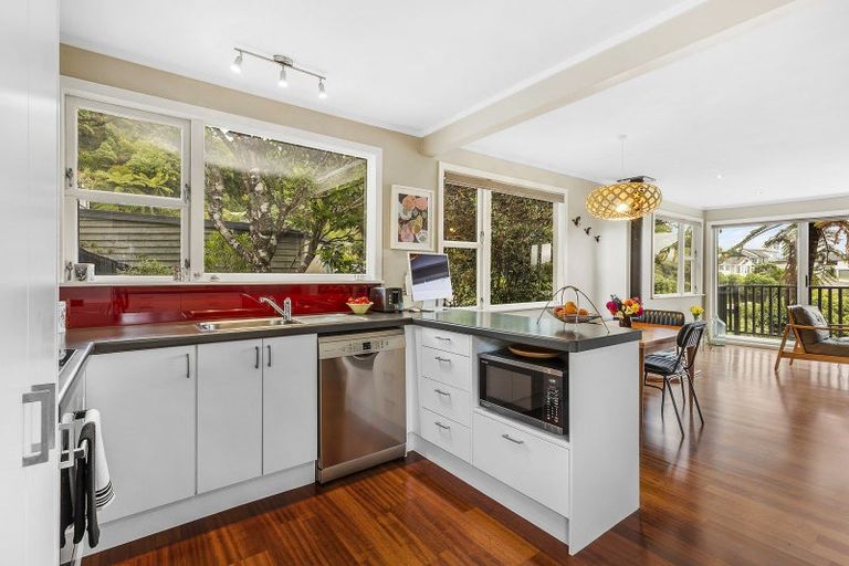 Photo of property in 14 Shotter Street, Karori, Wellington, 6012