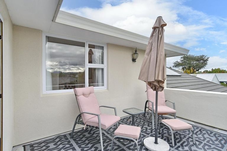 Photo of property in 16 Bridget Lane, Rangiora, 7400