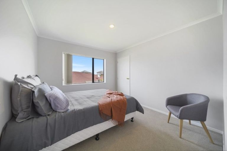 Photo of property in 38 Saralee Drive, Manurewa, Auckland, 2105