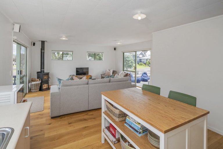 Photo of property in 1 Champion Place, Pauanui, Hikuai, 3579