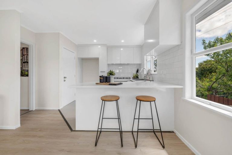 Photo of property in 27 Takanini Road, Takanini, 2112