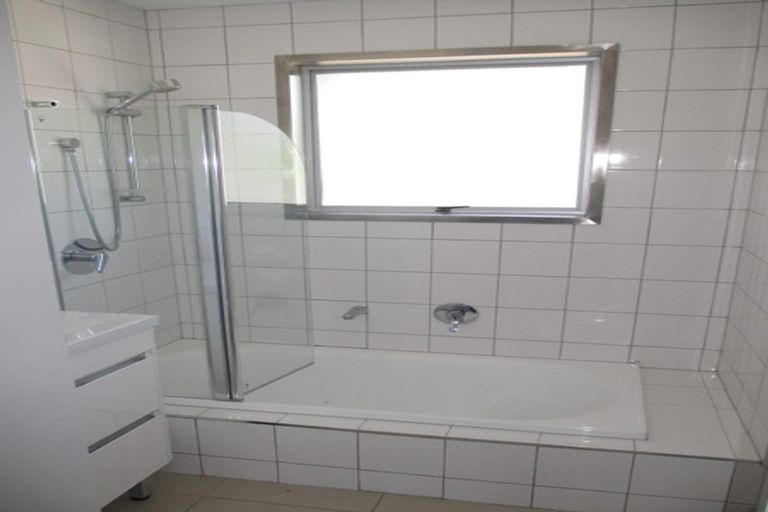 Photo of property in 52 Karen Crescent, Dinsdale, Hamilton, 3204