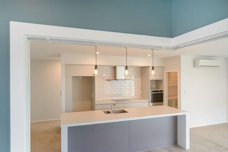 Photo of property in 162 Pacific Drive, Fitzherbert, Palmerston North, 4410