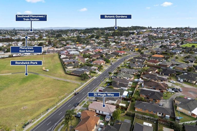 Photo of property in 31 Magic Way, Randwick Park, Auckland, 2105