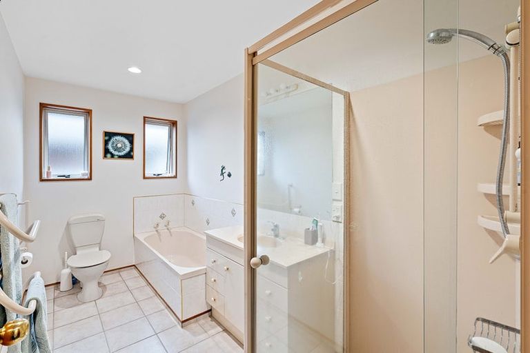 Photo of property in 70a Colman Avenue, Sockburn, Christchurch, 8042