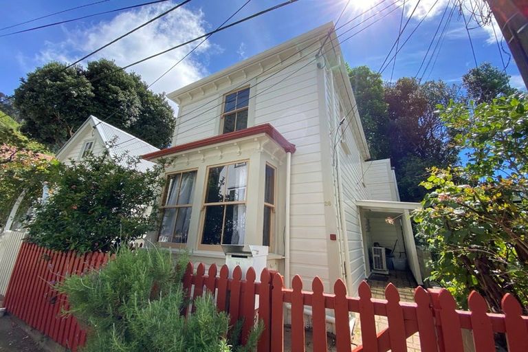Photo of property in 26 Ascot Street, Thorndon, Wellington, 6011