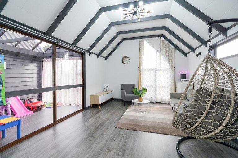 Photo of property in 15 Lauder Crescent, Heidelberg, Invercargill, 9812