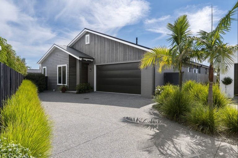 Photo of property in 3 Astelia Lane, Papamoa Beach, Papamoa, 3118