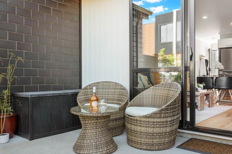 Photo of property in 6 Honowai Street, Kumeu, 0810