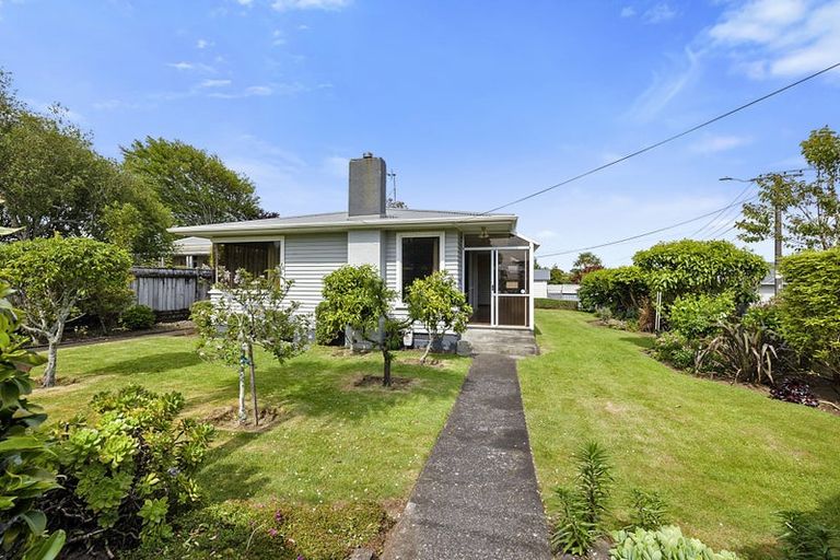 Photo of property in 28 Ballance Street, Lower Vogeltown, New Plymouth, 4310
