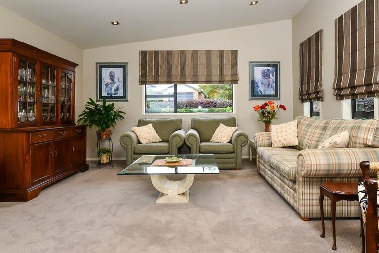 Photo of property in 8 Bishopsworth Way, Huntington, Hamilton, 3210