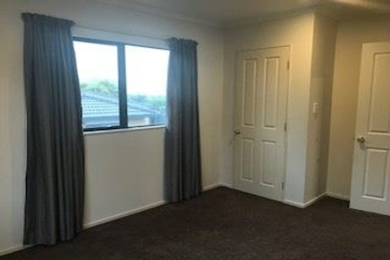 Photo of property in 4 Basra Drive, Henderson, Auckland, 0612