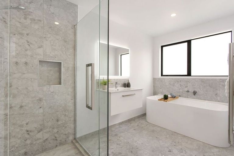 Photo of property in 19 Hutcheson Street, Sydenham, Christchurch, 8023