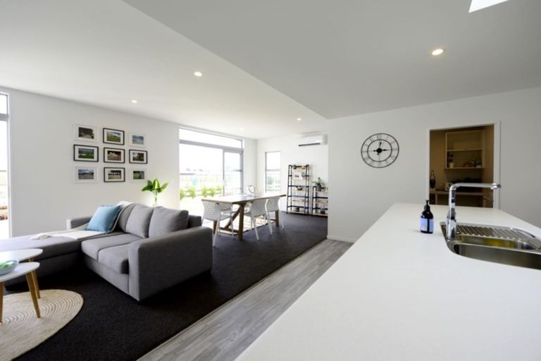 Photo of property in 1 Catchpole Place, Woodend, 7610