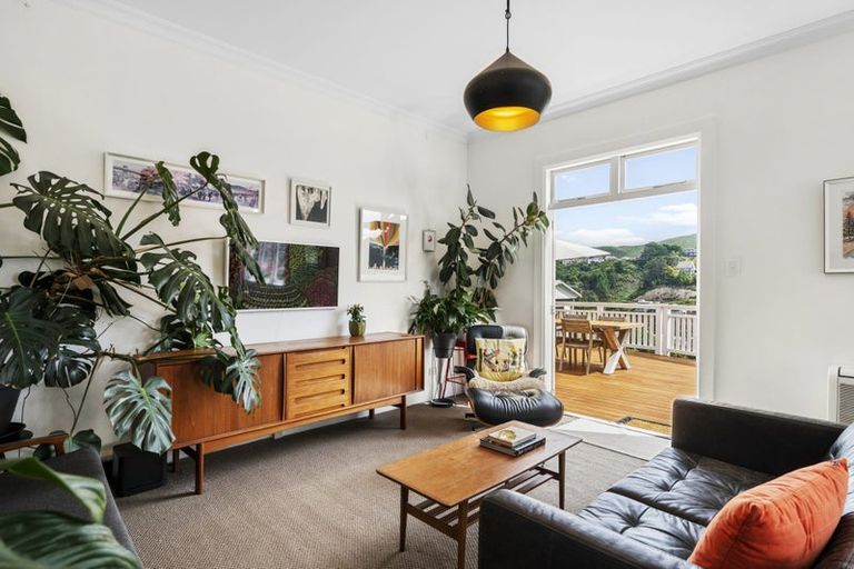 Photo of property in 8 Harland Street, Brooklyn, Wellington, 6021