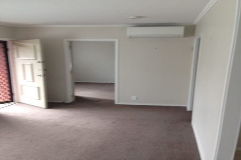 Photo of property in 2/26 Karaka Street, New Lynn, Auckland, 0600
