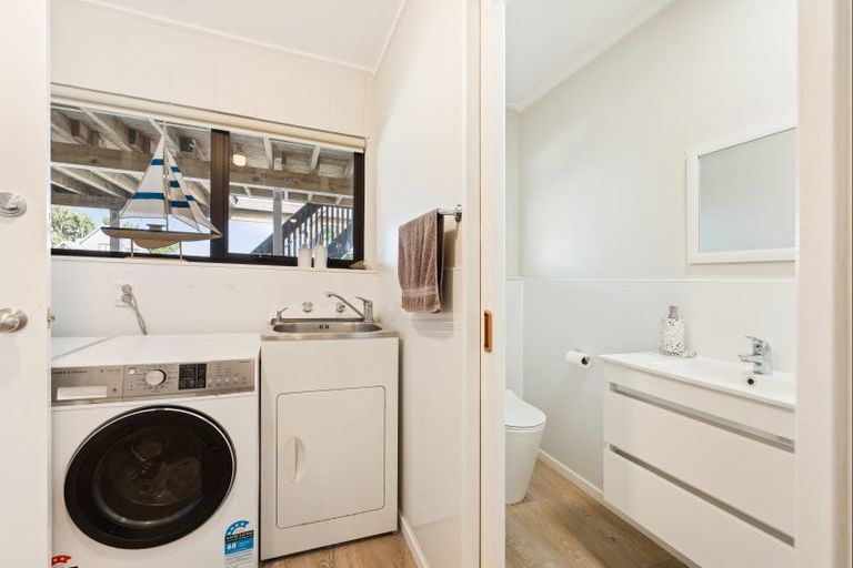 Photo of property in 8 Roore Street, Foxton Beach, Foxton, 4815