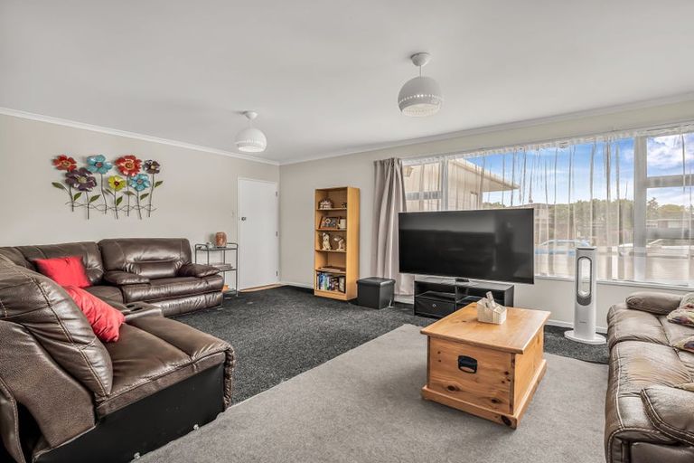 Photo of property in 29 John F Kennedy Drive, Milson, Palmerston North, 4414