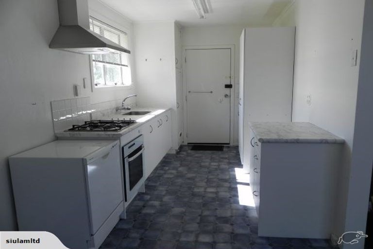 Photo of property in 46 Speargrass Grove, Timberlea, Upper Hutt, 5018