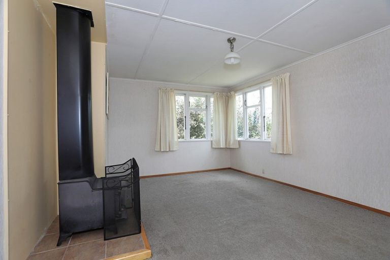 Photo of property in 22 Barton Street, Marton, 4710