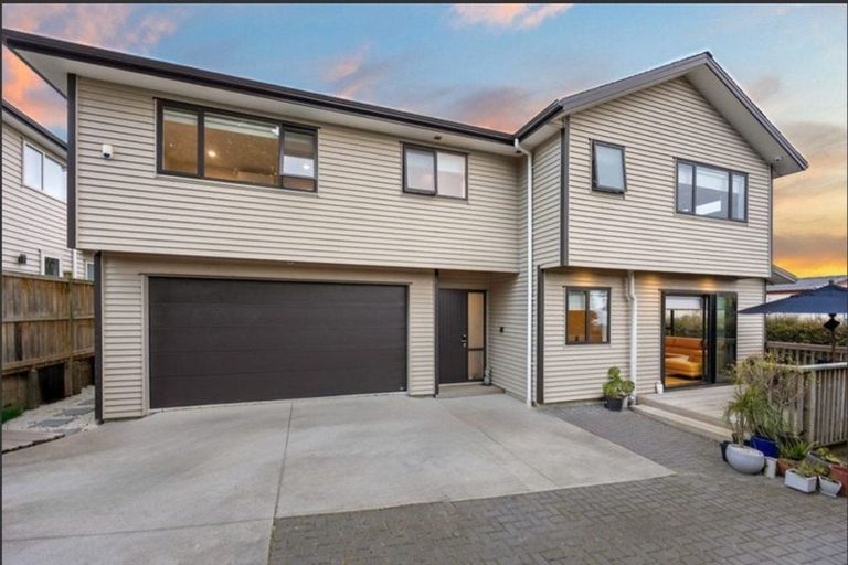 Photo of property in 3b Cardiff Road, Pakuranga, Auckland, 2010