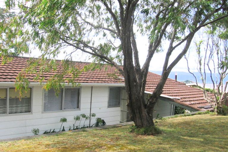 Photo of property in 1a Oldham Way, Crofton Downs, Wellington, 6035