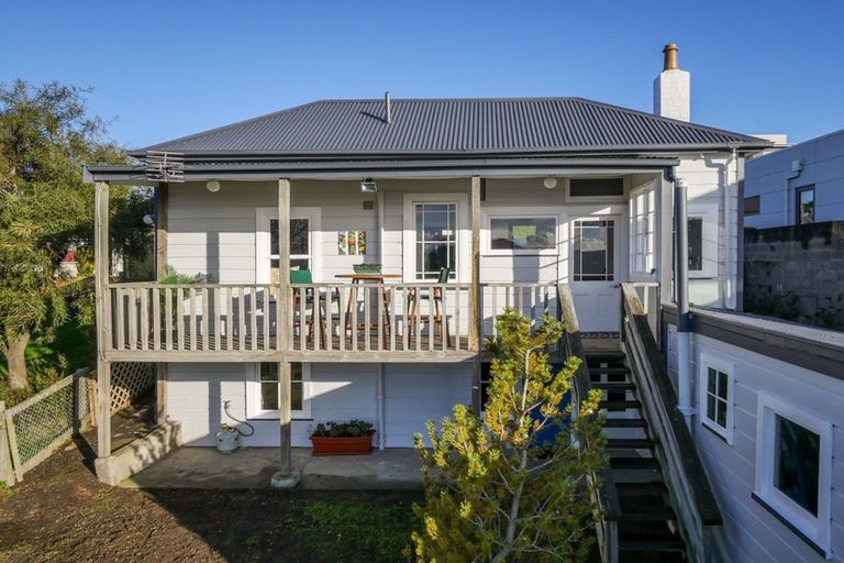 Photo of property in 8 City Road, Roslyn, Dunedin, 9010