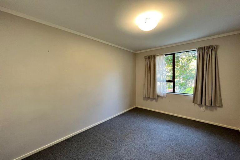 Photo of property in 42 Viewmont Drive, Harbour View, Lower Hutt, 5010