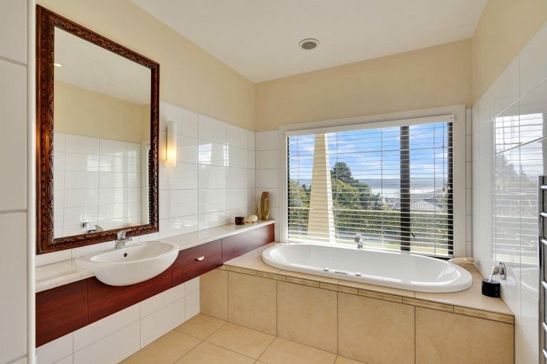 Photo of property in 22 Coleman Terrace, Hospital Hill, Napier, 4110
