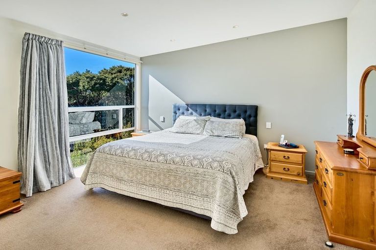 Photo of property in 53 Exploration Way, Whitby, Porirua, 5024