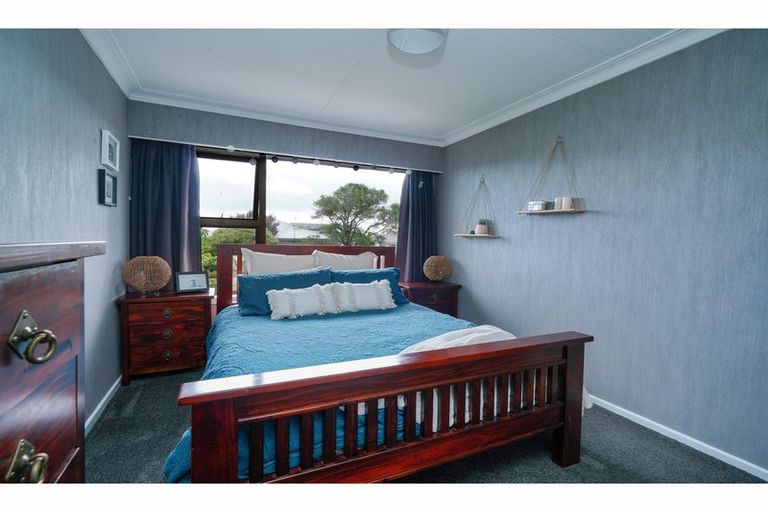 Photo of property in 56 Orwell Crescent, Newfield, Invercargill, 9812