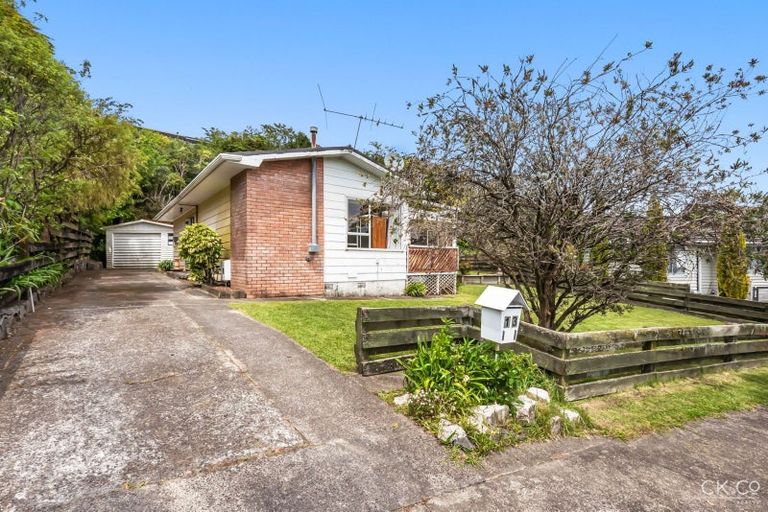 Photo of property in 13 Christchurch Crescent, Kelson, Lower Hutt, 5010