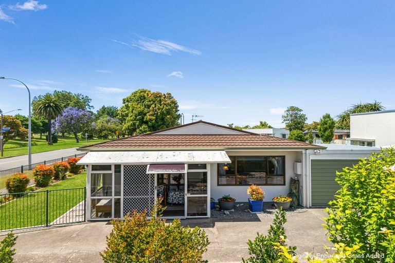 Photo of property in 1/38 Douglas Mclean Avenue, Marewa, Napier, 4110