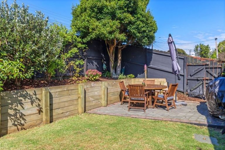 Photo of property in 6137/135 Manuka Road, Bayview, Auckland, 0629