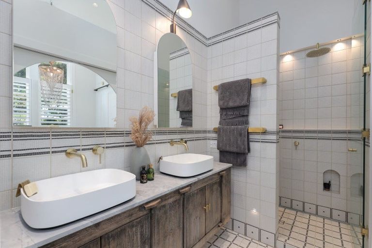 Photo of property in 28 Nile Street, Nelson, 7010