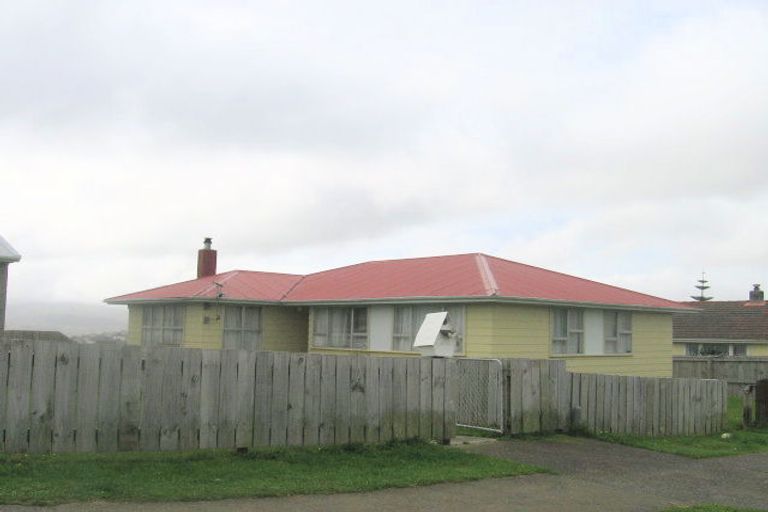 Photo of property in 24 Caduceus Place, Ascot Park, Porirua, 5024