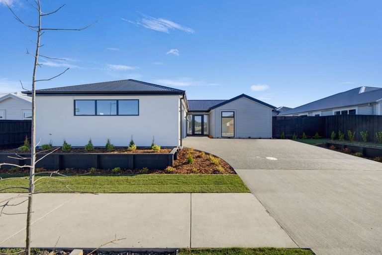 Photo of property in 55 Homestead Drive, Rangiora, 7400