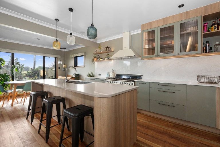 Photo of property in 36 Ngarua Road, Waitoa, 3310