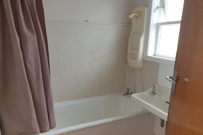 Photo of property in 6a Durie Street, Durie Hill, Wanganui, 4500