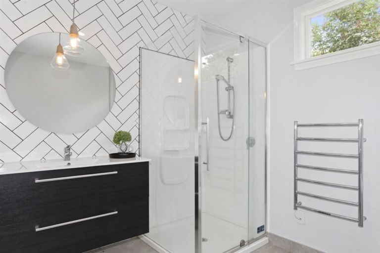 Photo of property in 16 Perry Street, Papanui, Christchurch, 8053