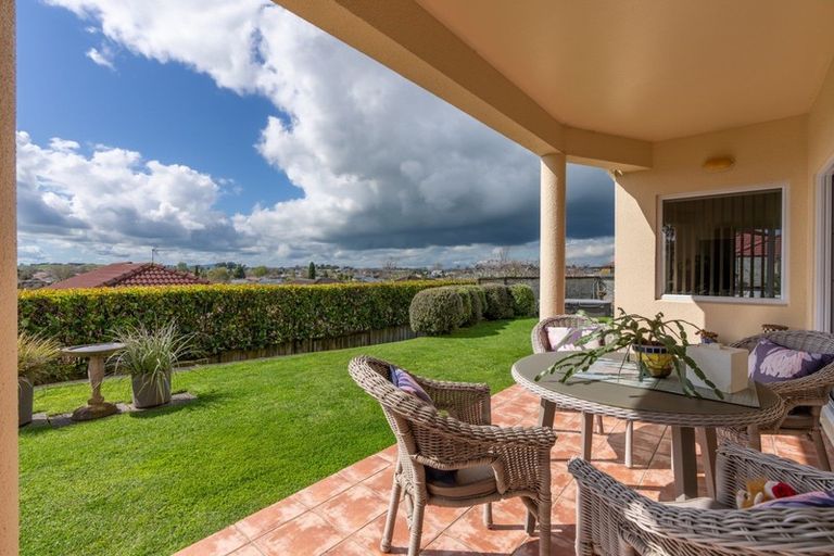 Photo of property in 117 Rototuna Road, Rototuna, Hamilton, 3210