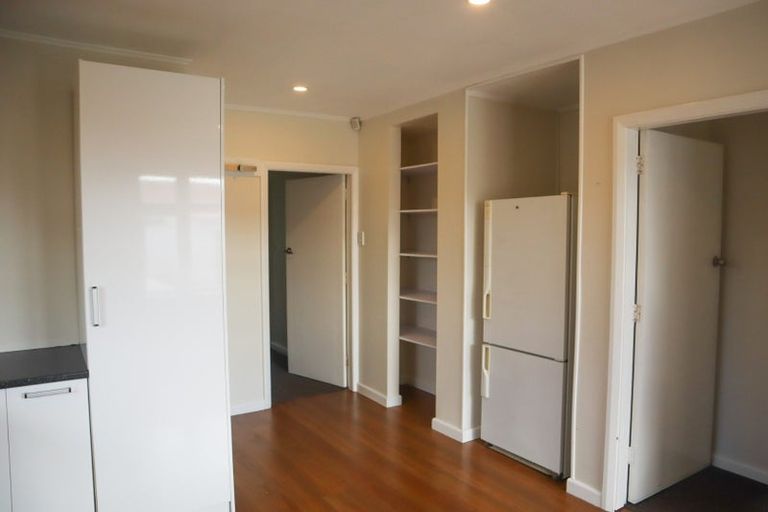 Photo of property in 2 Owens Terrace, Upper Riccarton, Christchurch, 8041