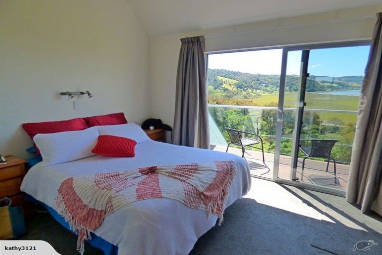 Photo of property in 19 Harbour View Road, Onerahi, Whangarei, 0110