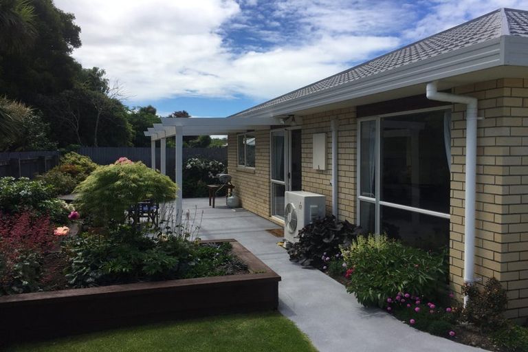 Photo of property in 2 Cunningham Place, Halswell, Christchurch, 8025