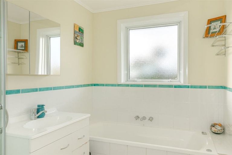 Photo of property in 181a Queen Street, Westport, 7825