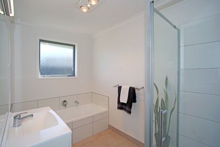 Photo of property in 6 Edward Pope Lane, Pokeno, 2402