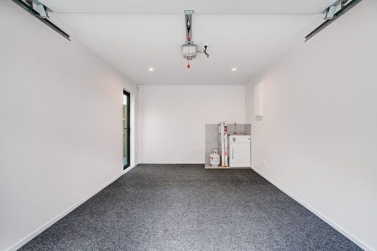 Photo of property in 1/20 William Souter Street, Forrest Hill, Auckland, 0620