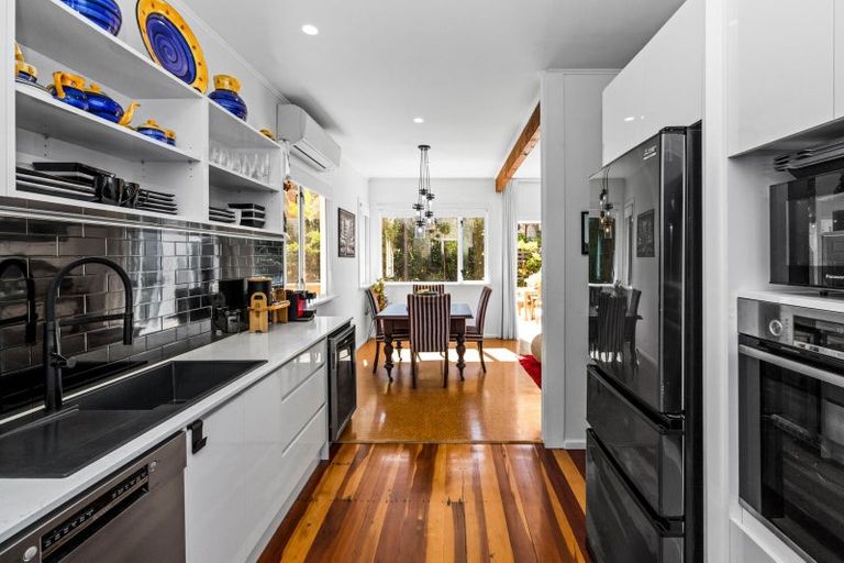 Photo of property in 8 Ormond Road, Hospital Hill, Napier, 4110