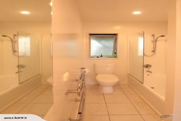 Photo of property in 1/206 Manuka Road, Bayview, Auckland, 0629